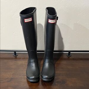 Hunter Classic Black Rain Boots